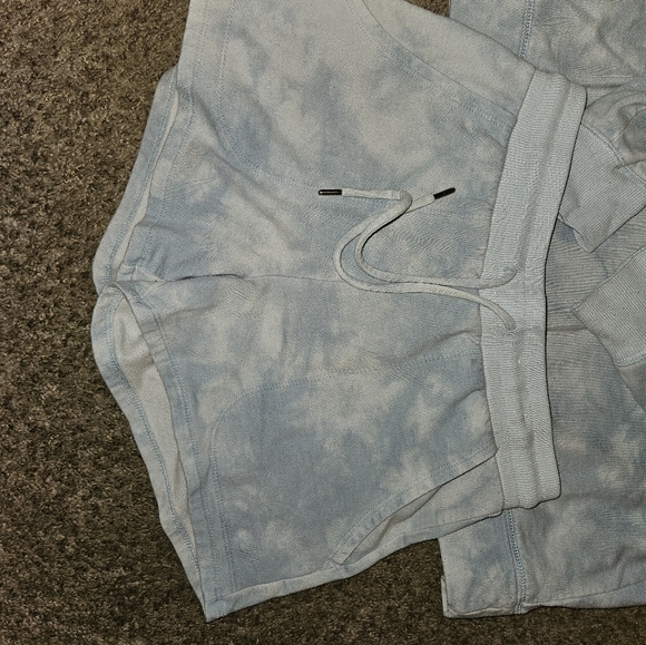 PJ set - Picture 2 of 5